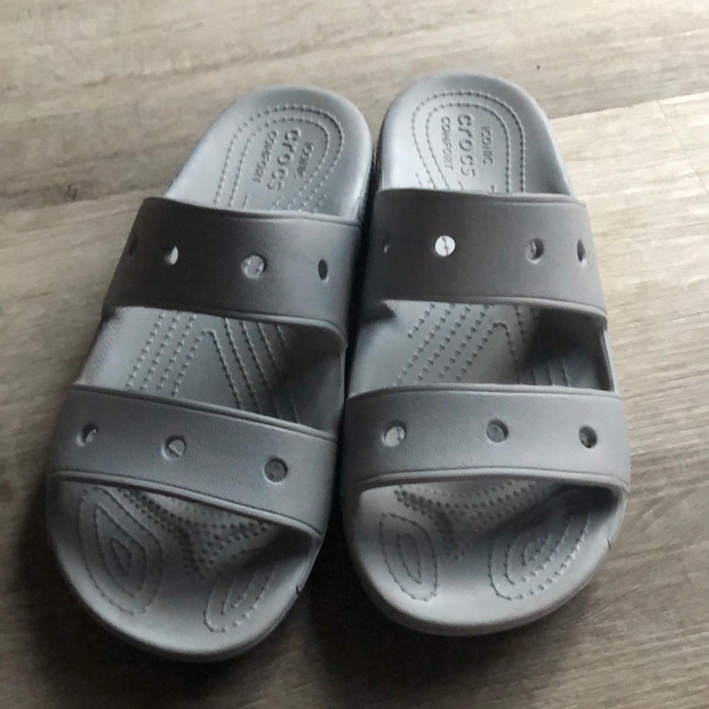 Crocs - Picture 2 of 3
